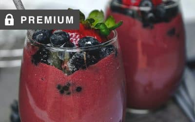 Super-Nutrient Blast Berry Smoothie