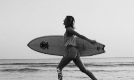 Distraction: A Short Surf Story