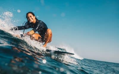 Curvy Surfer Girl Is On A Mission - SurfGirl Magazine