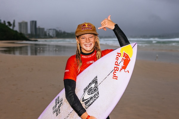 Caitlin Simmers Wins Boost Mobile Gold Coast Pro