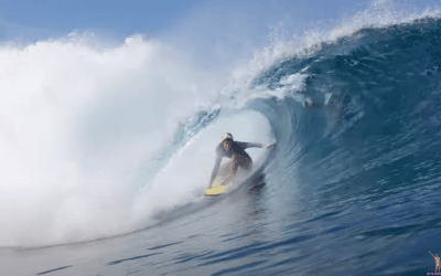 Justine Dupont Surf Session in Teahupoo