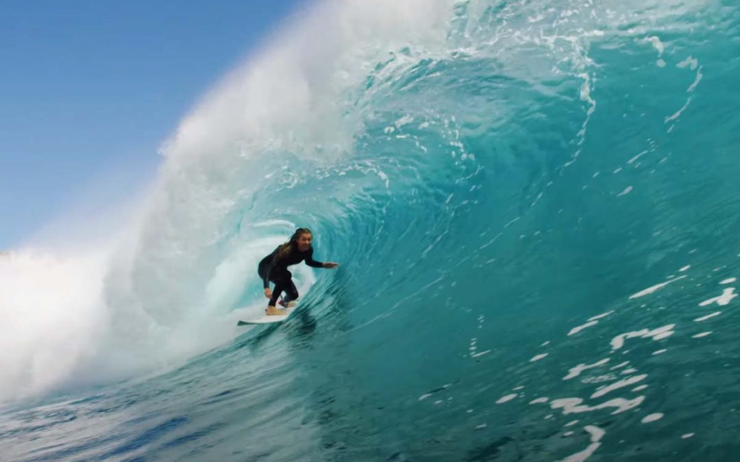 Curvy Surfer Girl Is On A Mission - SurfGirl Magazine