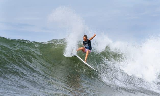 Steph Gilmore Wins Surf City El Salvador Pro