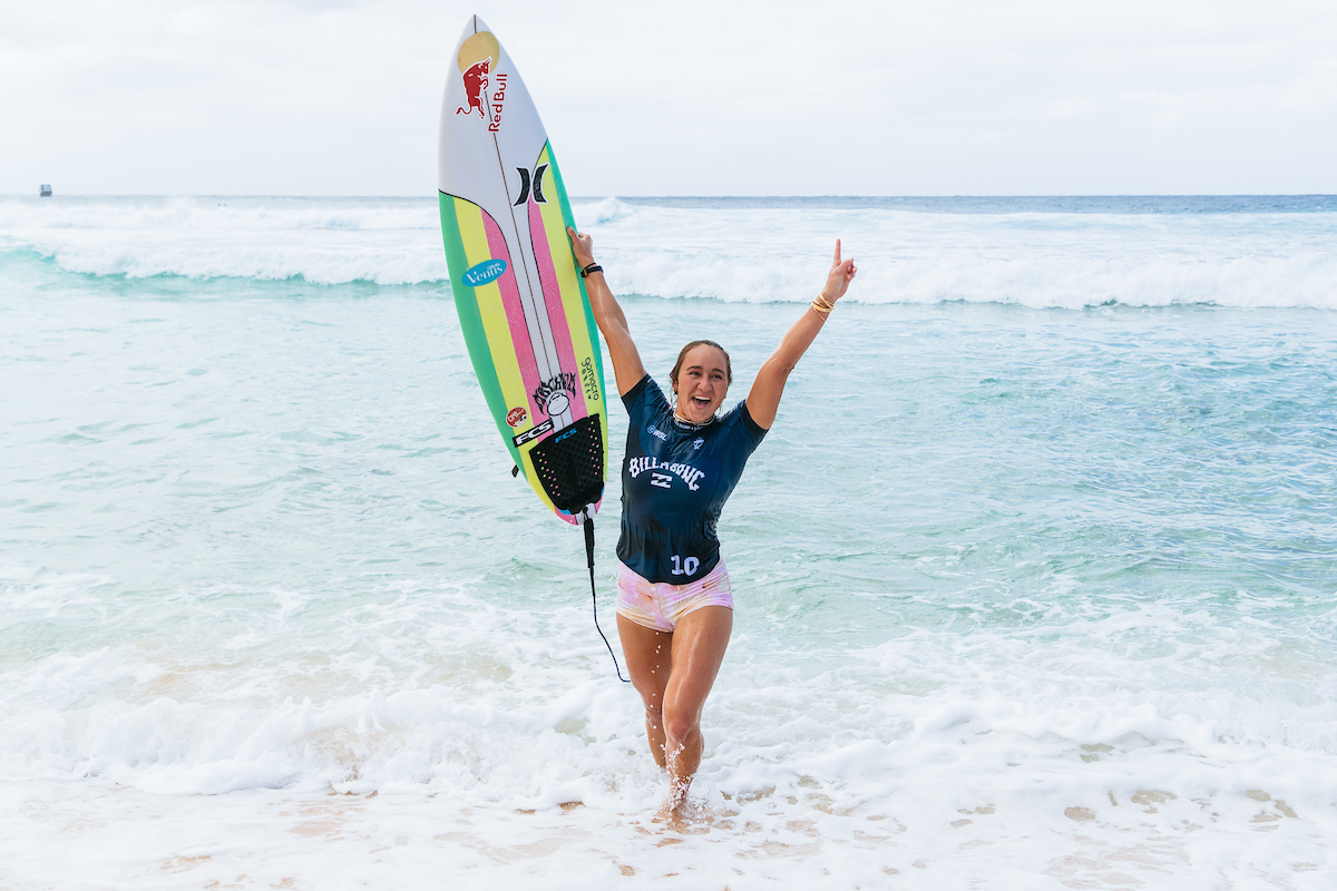 Women Surfers Can Finally Compete at Pipeline Pro