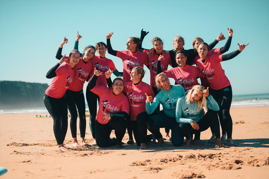 Chicks on Waves - SurfGirl Magazine