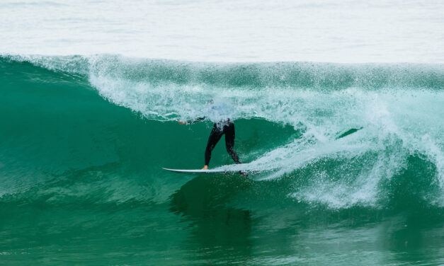 Surf City El Salvador: world-class surfers ride waves to raise awareness on  ocean warming
