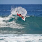 ‘Girls In Run’ Surfing La Réunion