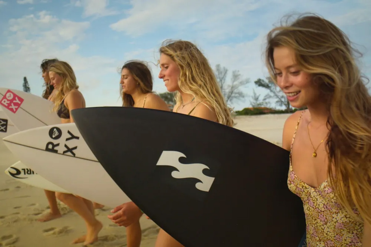 Surf-Girls.jpg