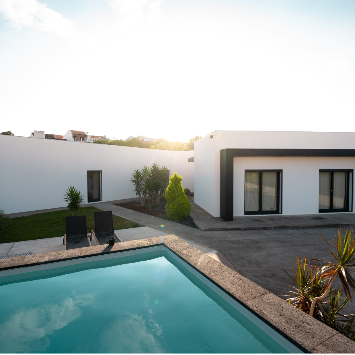 The accommodation at Mainty Studio’s Art × Surf Retreat