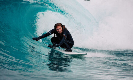 Sister Sessions: Surf Confidence at The Wave