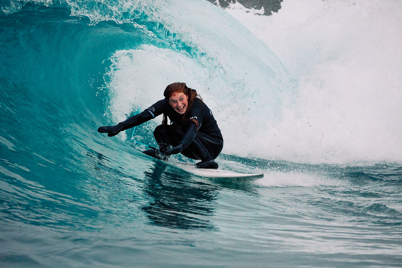Sister Sessions: Surf Confidence at The Wave